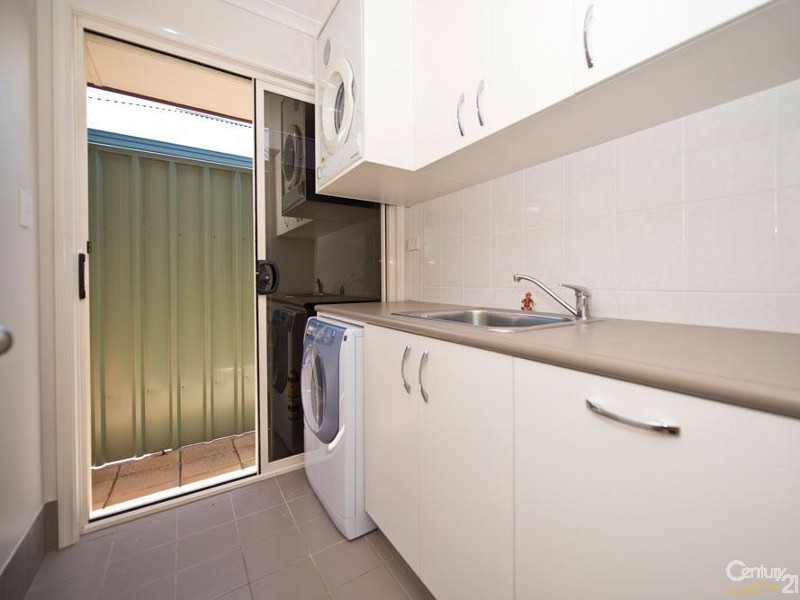 53 Oakridge Road, Aberfoyle Park SA 5159