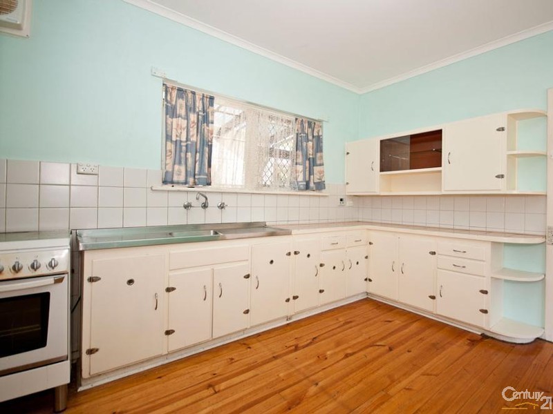 26A Cungena Ave, Park Holme SA 5043