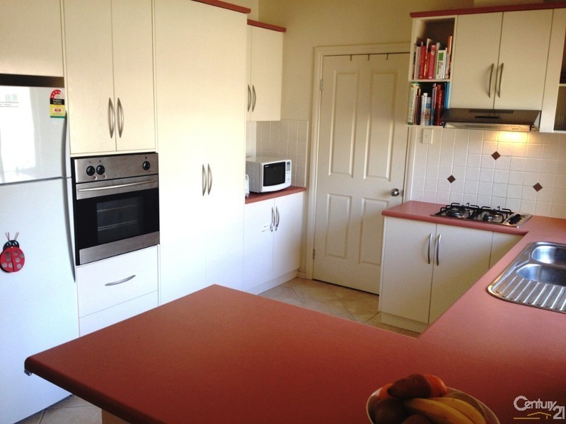 15 Winchester Street, Hove SA 5048