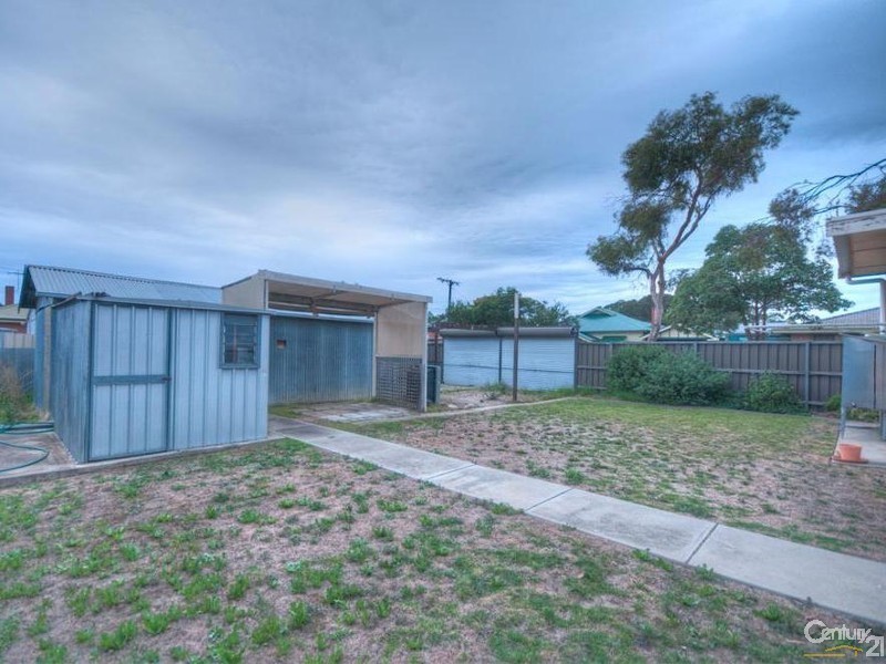 1 Scottish Ave, Clovelly Park SA 5042