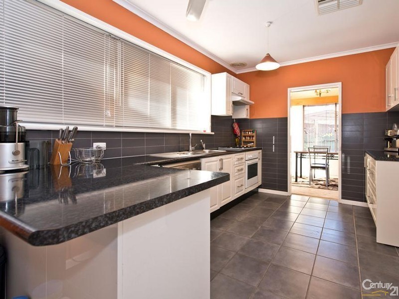 20 Clearview Tce, Flagstaff Hill SA 5159
