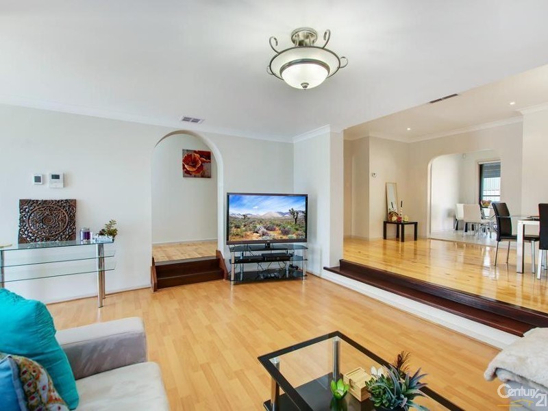 15 Kanangra Road, Seaview Downs SA 5049