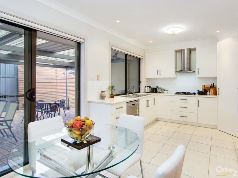 15 Kanangra Road, Seaview Downs SA 5049