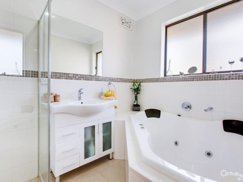 15 Kanangra Road, Seaview Downs SA 5049