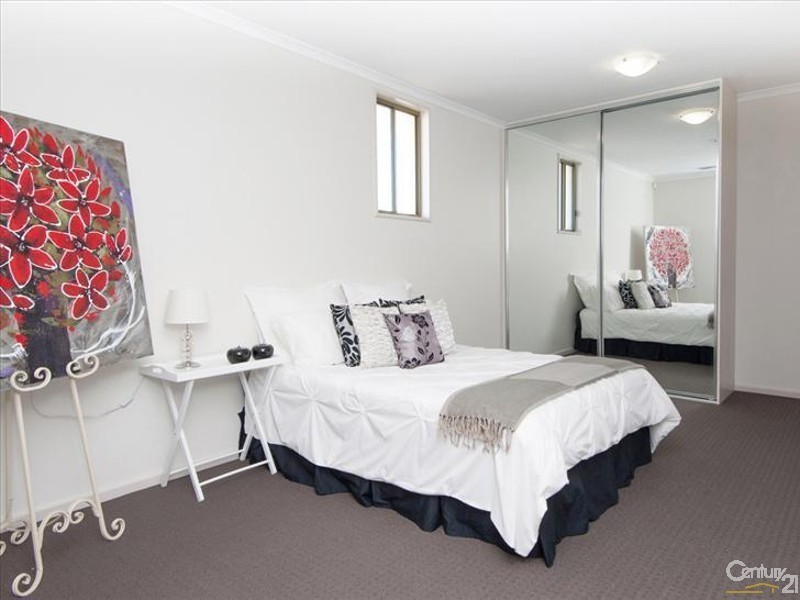 15 Kanangra Road, Seaview Downs SA 5049