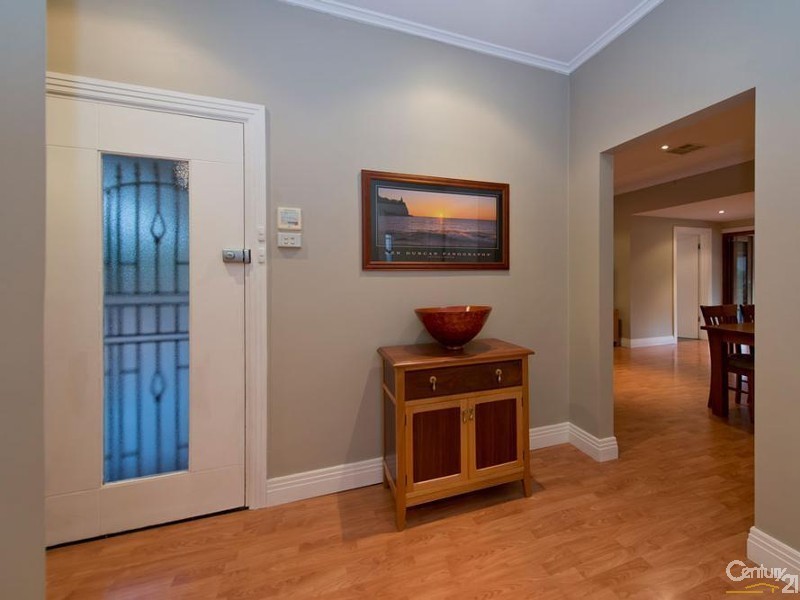 6 Yeelanna Ave, Seaview Downs SA 5049