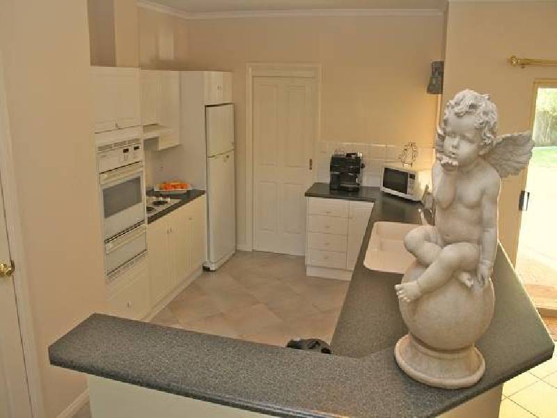 10 Shire Court, Woodcroft SA 5162