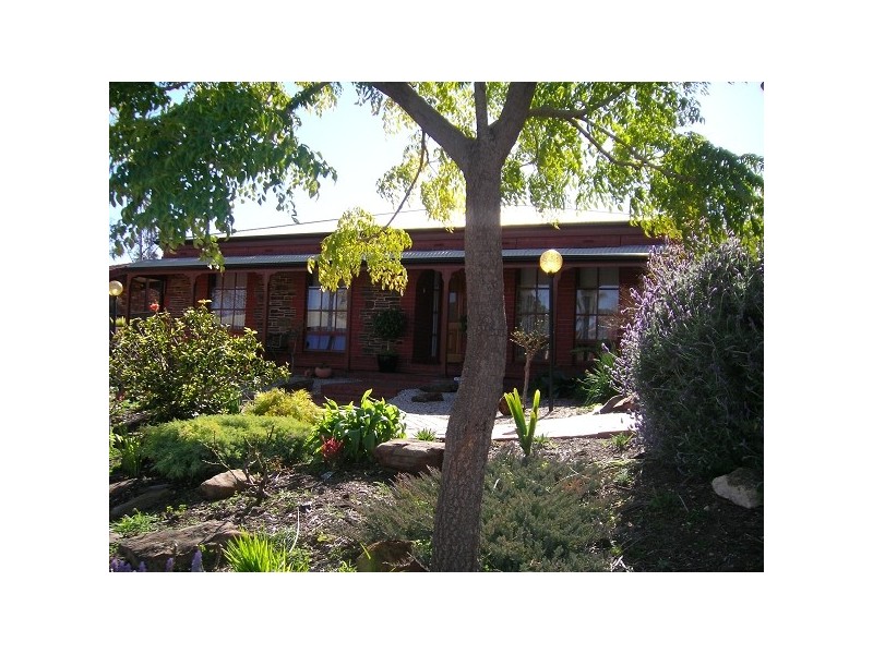 16 Barramundi Drive, Hallett Cove SA 5158