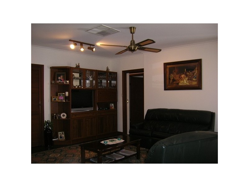 16 Barramundi Drive, Hallett Cove SA 5158