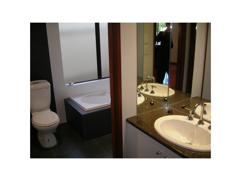 1 James Street, Morphett Vale SA 5162