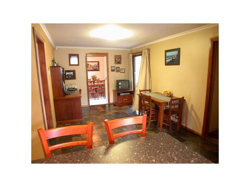 16 Horndale Drive, Happy Valley SA 5159
