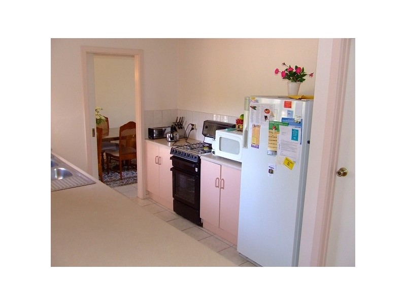 8 Aish Court, Woodcroft SA 5162