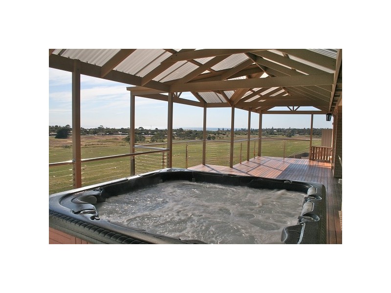 103 Grand Boulevard, Seaford Rise SA 5169