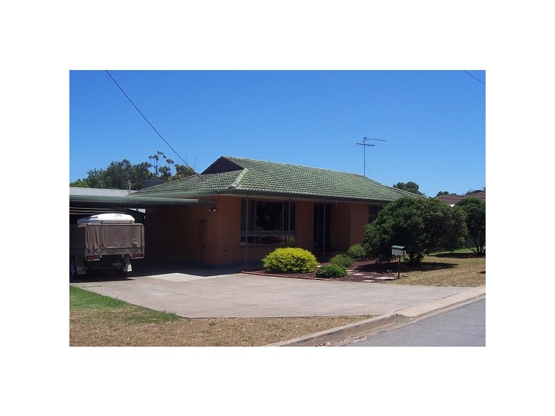 1 Hender Avenue, Port Noarlunga SA 5167