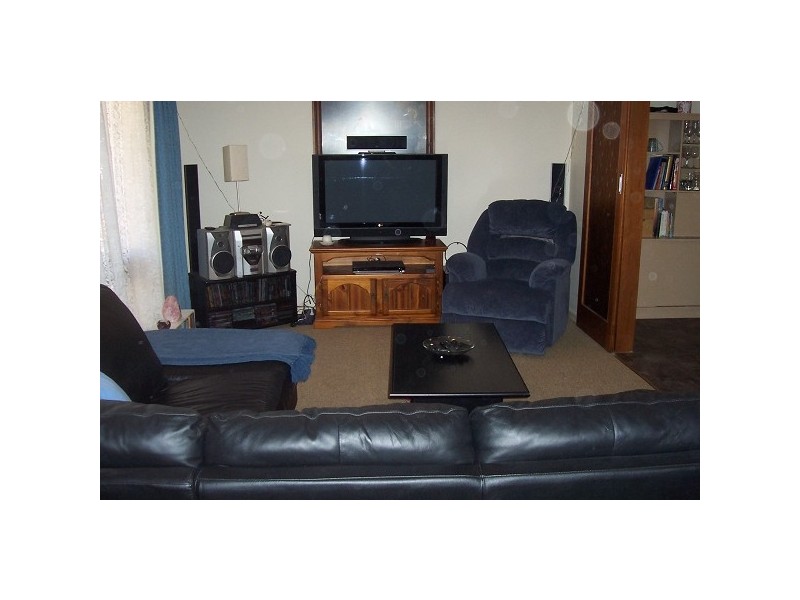 1 Hender Avenue, Port Noarlunga SA 5167