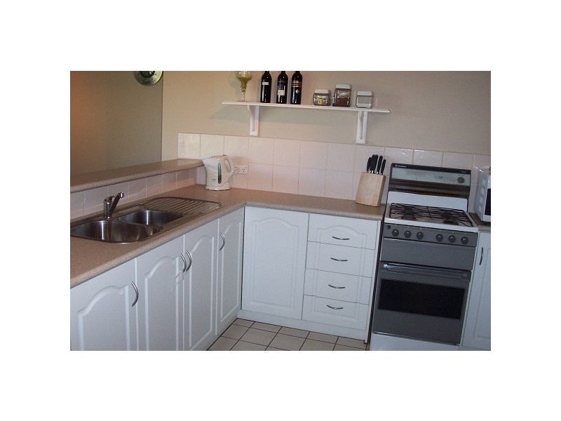 24 Doulton Drive, Trott Park SA 5158