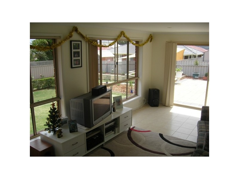 5 Churston Place, Moana SA 5169