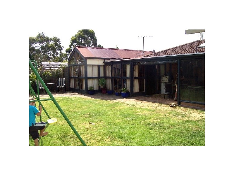 6 Julie Street, Aberfoyle Park SA 5159