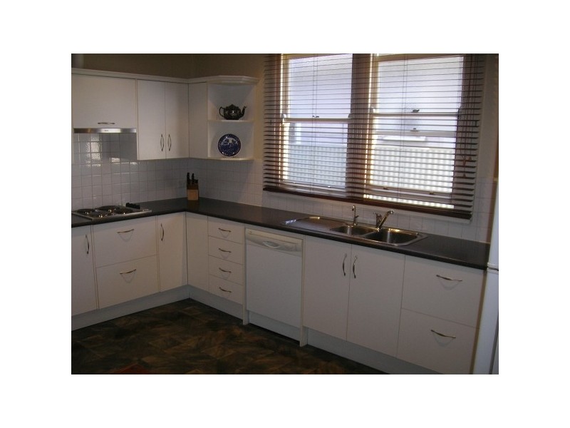 18 Daisy Avenue, Mitchell Park SA 5043