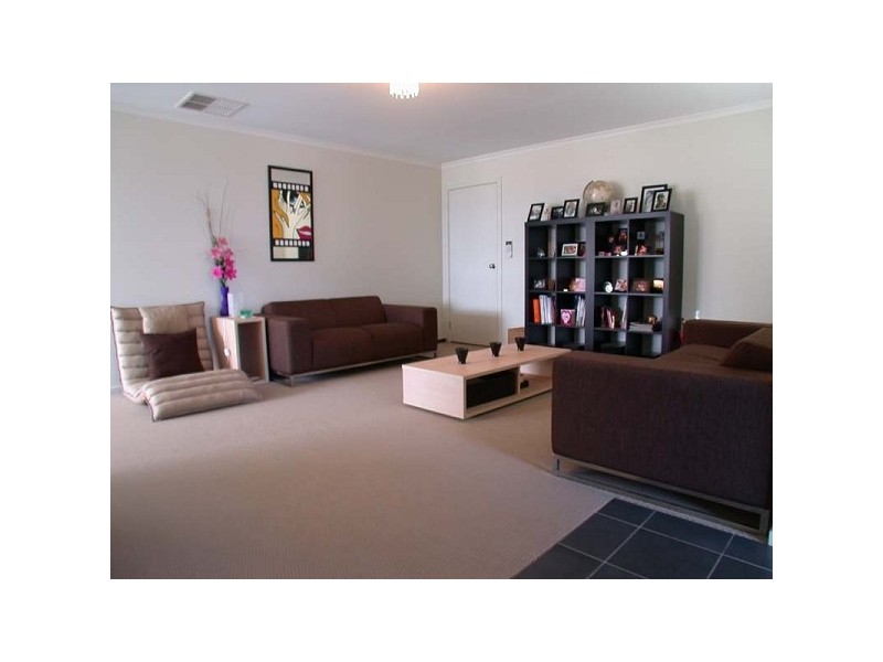 5 Meadowbank Way, Aldinga Beach SA 5173
