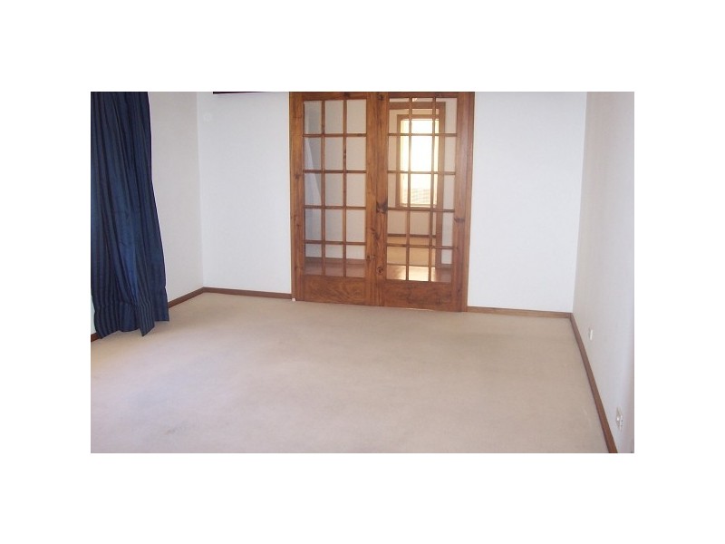 19 Judith Crescent, Morphett Vale SA 5162