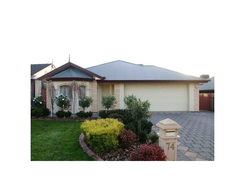 74 Farnsworth Drive, Morphett Vale SA 5162