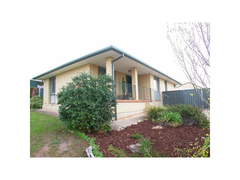 8 Oban Court, Huntfield Heights SA 5163