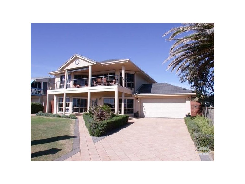 213 Esplanade, Port Noarlunga South SA 5167