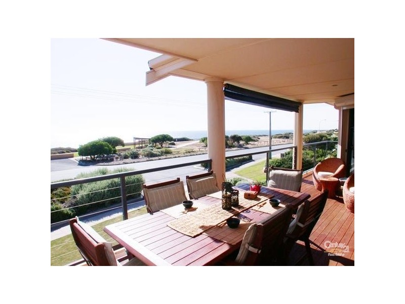 213 Esplanade, Port Noarlunga South SA 5167