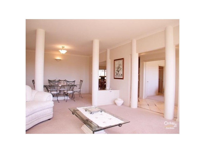 213 Esplanade, Port Noarlunga South SA 5167