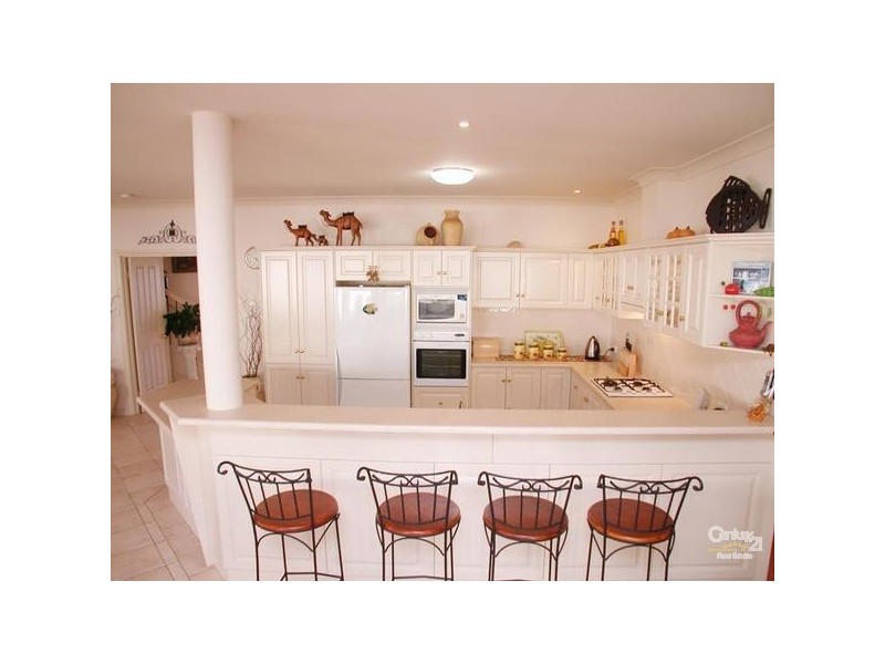 213 Esplanade, Port Noarlunga South SA 5167