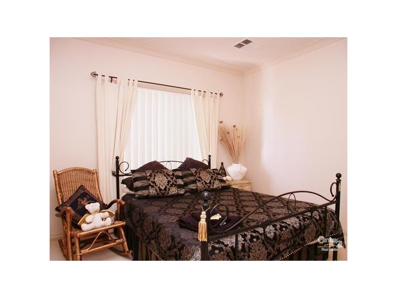 213 Esplanade, Port Noarlunga South SA 5167