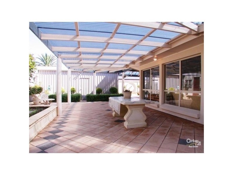 213 Esplanade, Port Noarlunga South SA 5167