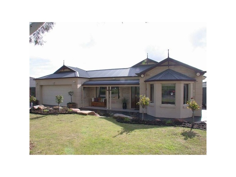 7 Dom Street, Mclaren Flat SA 5171