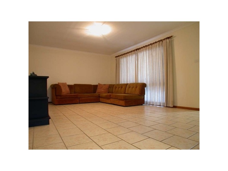 11 Stoneyhill Street, Reynella East SA 5161