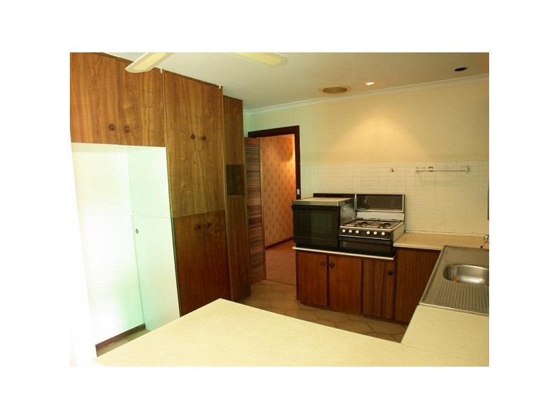 5 Kathryn Drive, Morphett Vale SA 5162