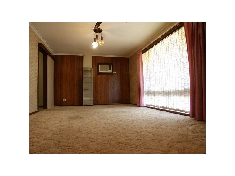 5 Kathryn Drive, Morphett Vale SA 5162