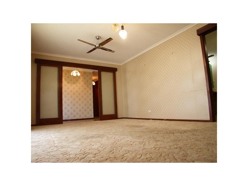 5 Kathryn Drive, Morphett Vale SA 5162