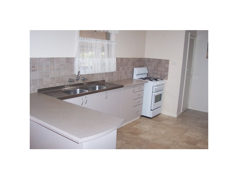 48 Carrickalinga Boulevard, Aberfoyle Park SA 5159