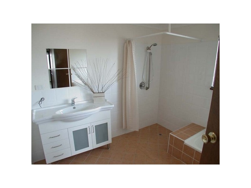 13 Intrepid Crescent, Hallett Cove SA 5158