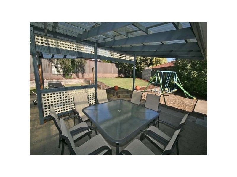 14 Cass Court, Woodcroft SA 5162