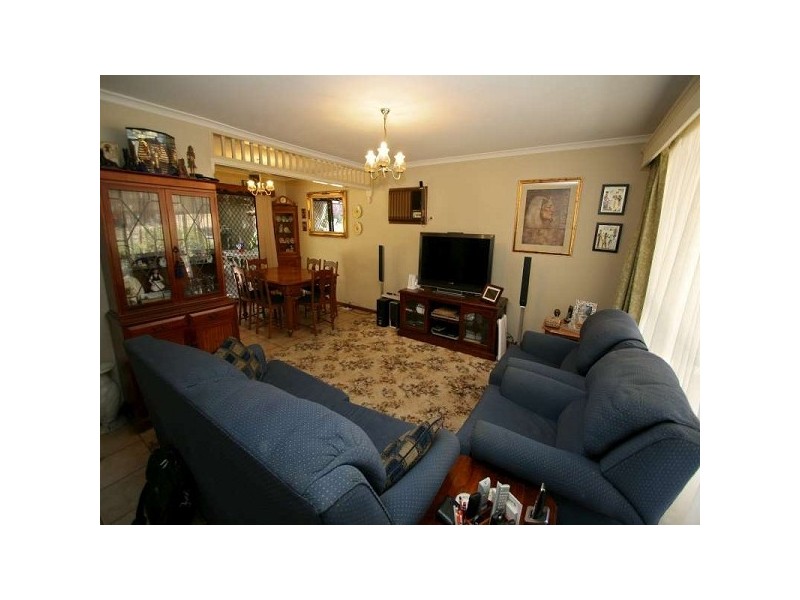 4 Burke Street, Hackham SA 5163