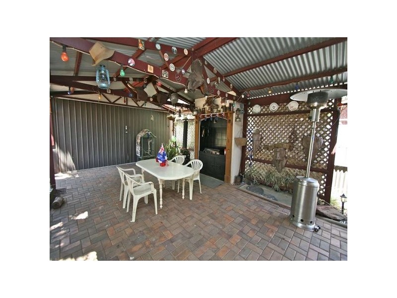 4 Burke Street, Hackham SA 5163