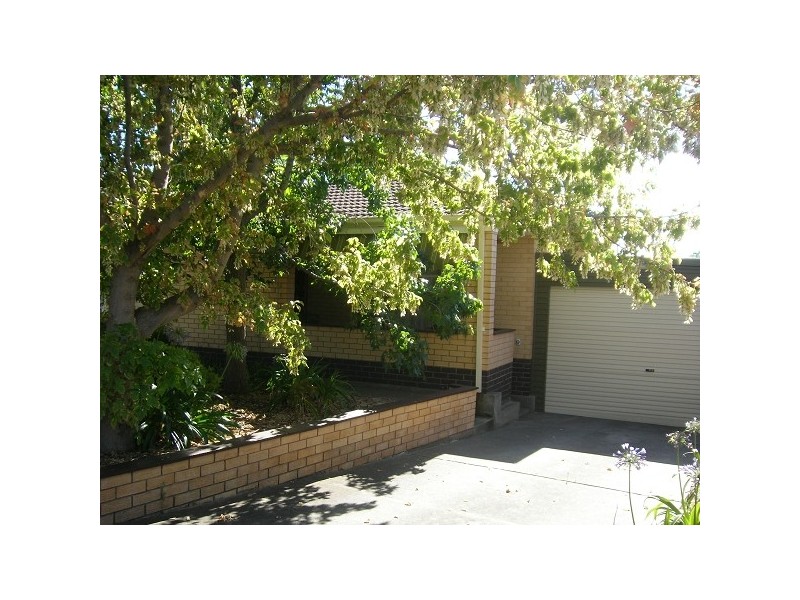 18 Ian Street, Morphett Vale SA 5162