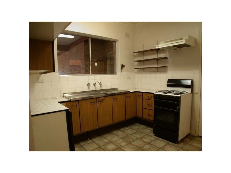 7 Egmont Avenue, Warradale SA 5046