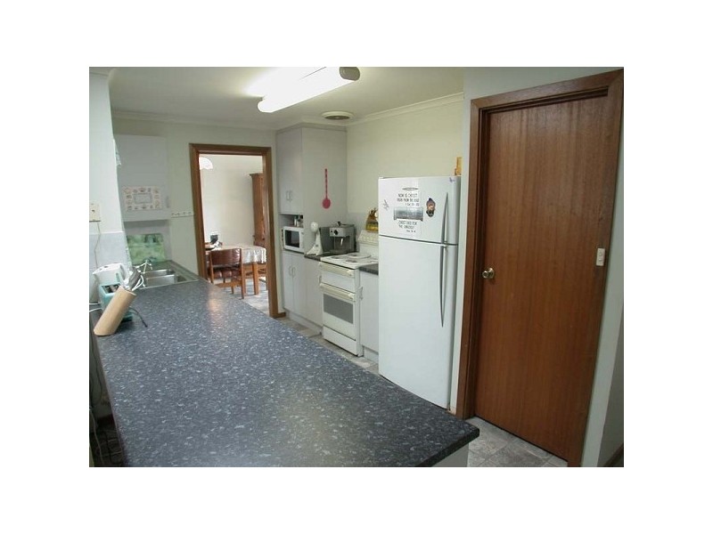 11 Japonica Court, Morphett Vale SA 5162