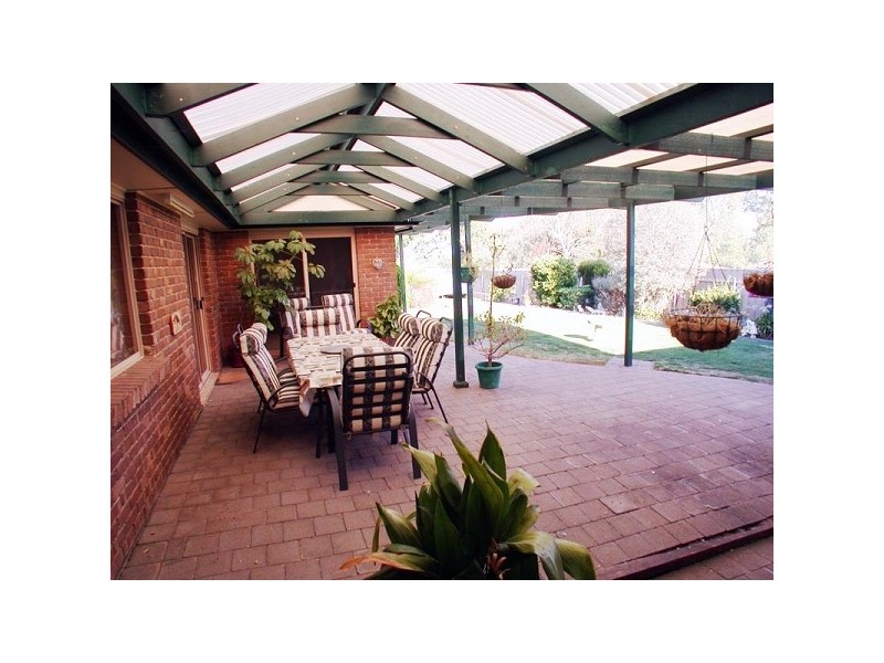 8 Hispano Drive, Woodcroft SA 5162