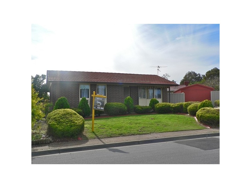 3 Resolute Crescent, Hallett Cove SA 5158