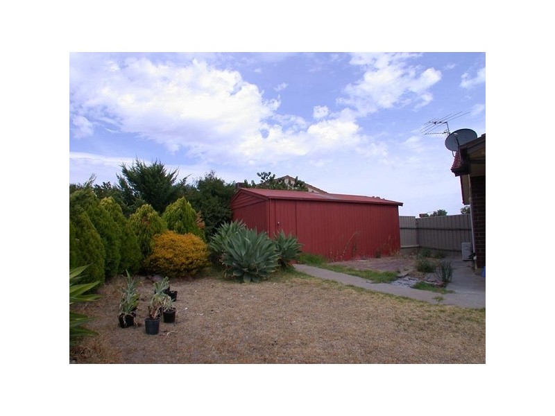 3 Resolute Crescent, Hallett Cove SA 5158