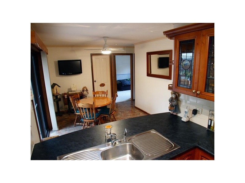 12 Warburton Drive, Woodcroft SA 5162